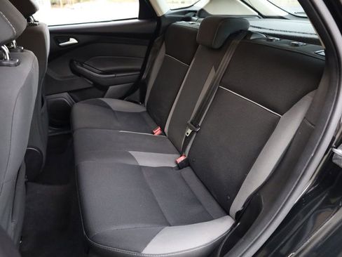 Used 2014 Ford Focus SE image 19