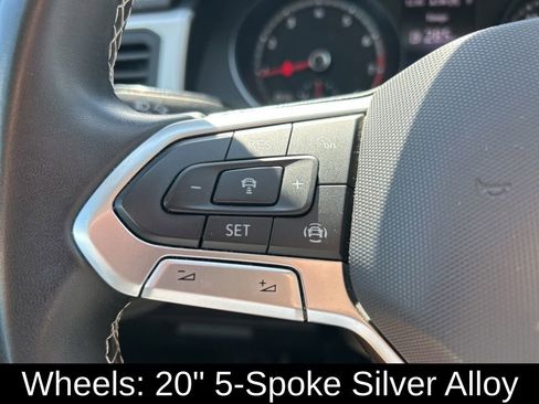 Used 2021 Volkswagen Atlas SE image 20