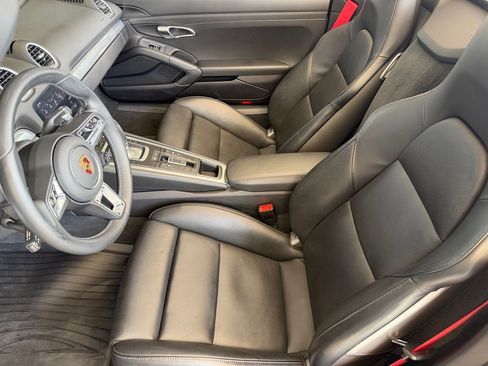 Certified 2023 Porsche 718 Boxster S RWD image 15