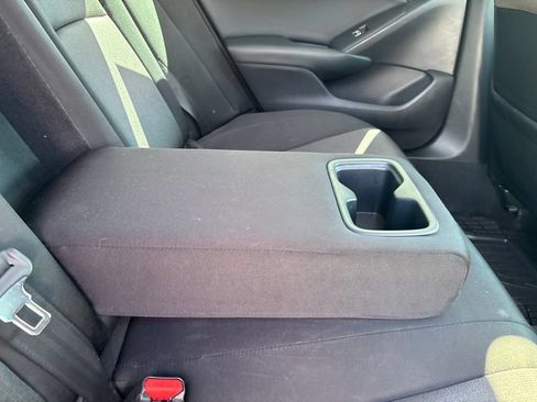 Used 2018 Honda Accord EX image 43