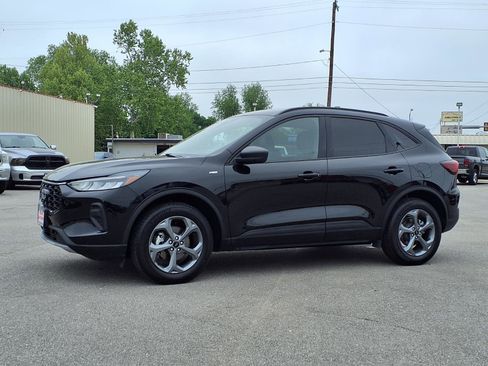 Used 2025 Ford Escape ST-Line AWD/4WD image 17