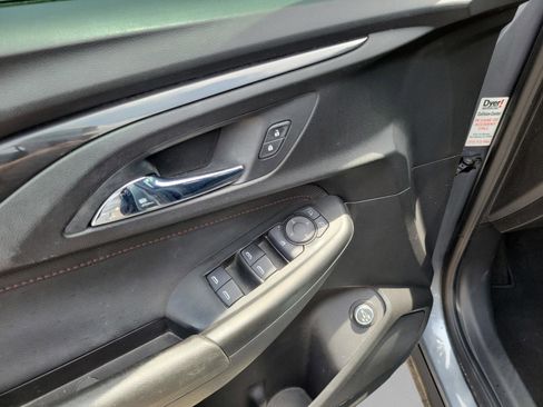 Used 2021 Chevrolet TrailBlazer RS w/ Sun and Liftgate Package FWD image 17