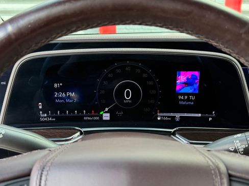 Used 2022 Cadillac Escalade ESV Sport Platinum image 33