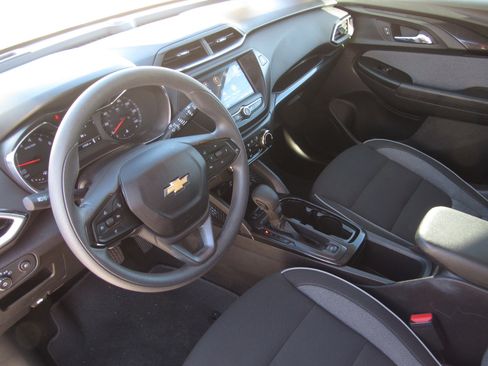 Used 2023 Chevrolet TrailBlazer LT image 15