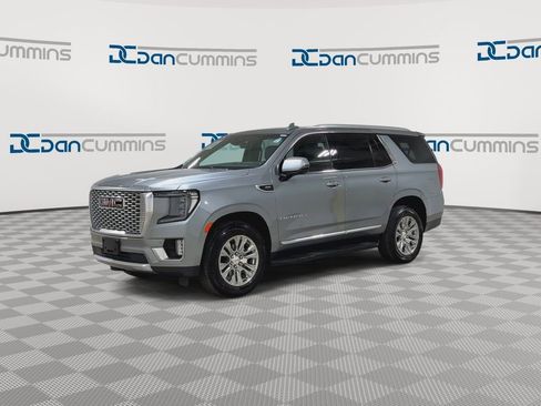 Used 2023 GMC Yukon Denali AWD/4WD image 4