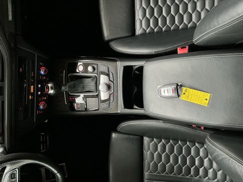 Used 2016 Audi RS 7 Prestige w/ Carbon-Optic Package image 11