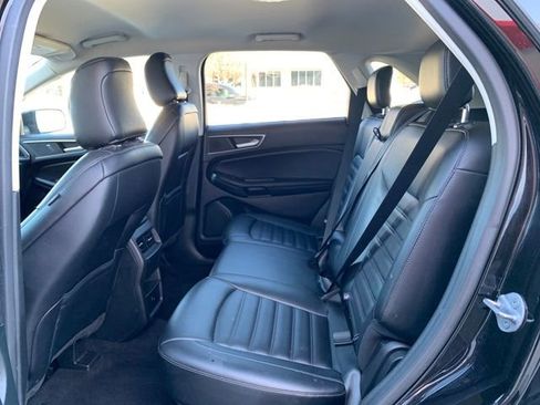 Used 2023 Ford Edge SEL image 25