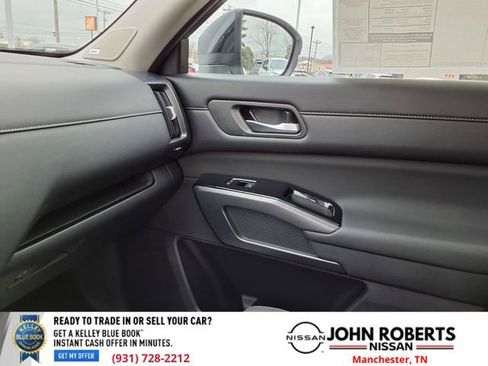 New 2026 Nissan Pathfinder SL w/ SL Premium Package AWD/4WD image 8