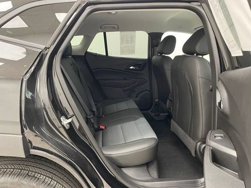 Certified 2024 Chevrolet Trax LT w/ Driver Confidence Package FWD image 12