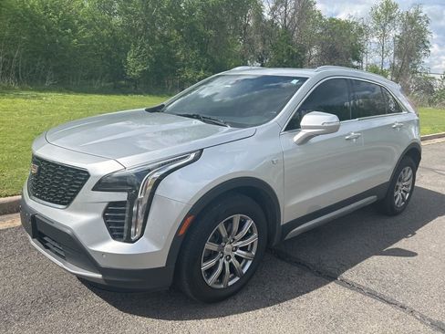 Used 2022 Cadillac XT4 Premium Luxury w/ Safety Alert Package image 1