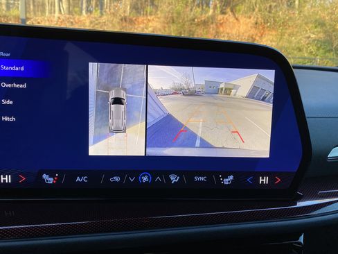 Used 2026 Chevrolet Traverse Z71 w/ Driver Confidence Package image 24