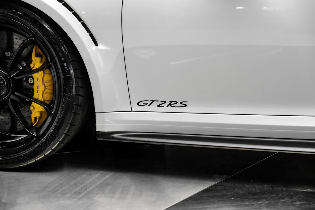 Used 2018 Porsche 911 GT2 RS RWD image 58