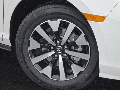 New 2026 Honda Odyssey EX-L image 2