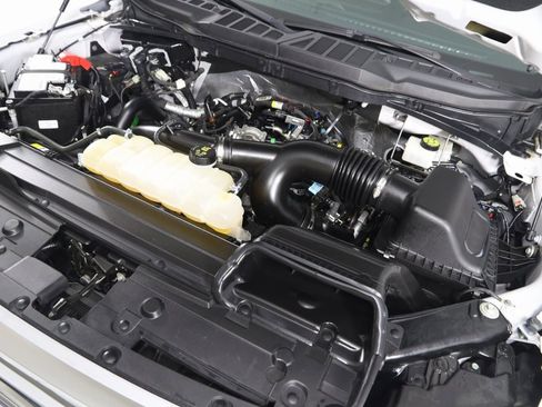 Used 2022 Ford F150 XLT w/ XTR Package image 16