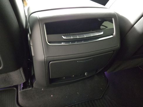 New 2026 Cadillac Escalade Platinum Sport w/ LPO, ONYX Package image 28