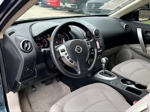 Used 2013 Nissan Rogue SV w/ Premium Pkg image 16