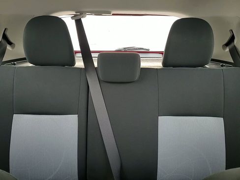 Used 2019 Toyota Prius C image 21