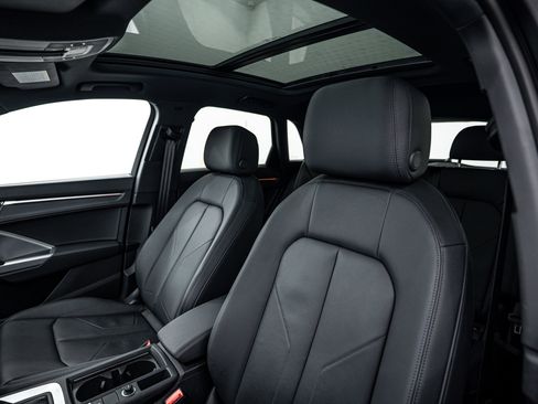 Certified 2025 Audi Q3 2.0T Premium Plus w/ Premium Plus Package image 14