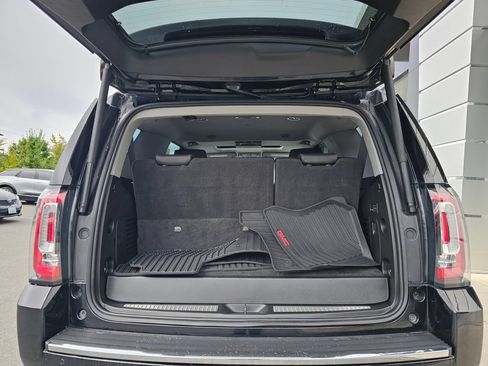 Used 2019 GMC Yukon Denali w/ Denali Ultimate Package AWD/4WD image 18