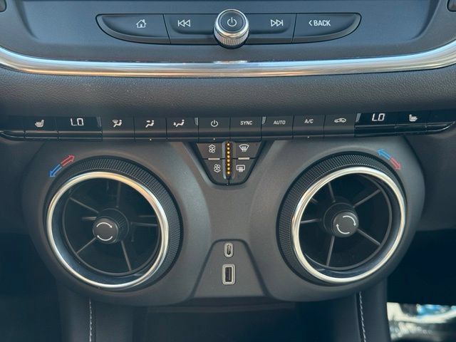 Certified 2023 Chevrolet Blazer LT AWD/4WD image 18