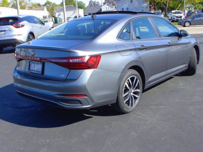 Used 2025 Volkswagen Jetta SE