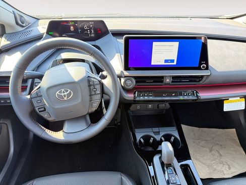 New 2026 Toyota Prius Plug-In Hybrid FWD image 10