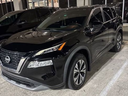 Used 2022 Nissan Rogue SV image 7