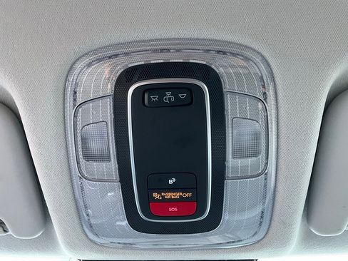 Used 2025 Hyundai Kona SEL image 17