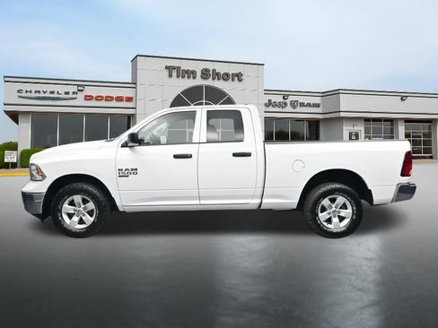 Used 2024 RAM 1500 Classic SLT AWD/4WD image 2