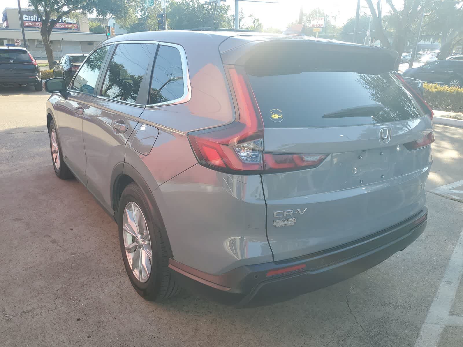 Used 2025 Honda CR-V EX-L image 4