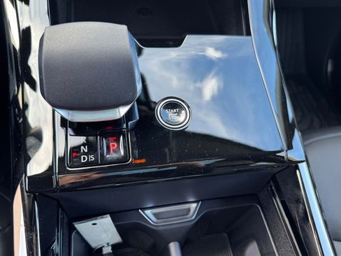 New 2026 Land Rover Range Rover Sport Dynamic SE image 13