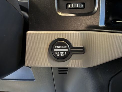 Used 2022 Ford Bronco Wildtrak AWD/4WD image 19
