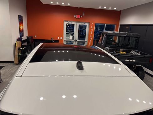 Used 2020 Jaguar F-PACE Premium image 53