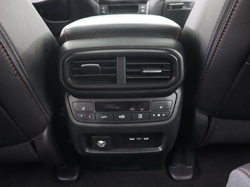 Used 2024 Honda Passport Black Edition image 61