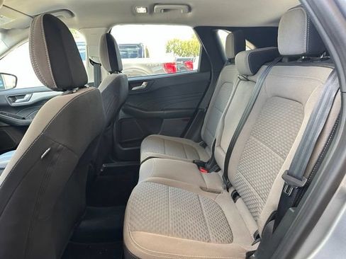 Used 2021 Ford Escape SE w/ SE Sport Appearance Package FWD image 15