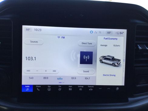 Used 2025 Ford F150 Lariat w/ Equipment Group 501A Mid image 15