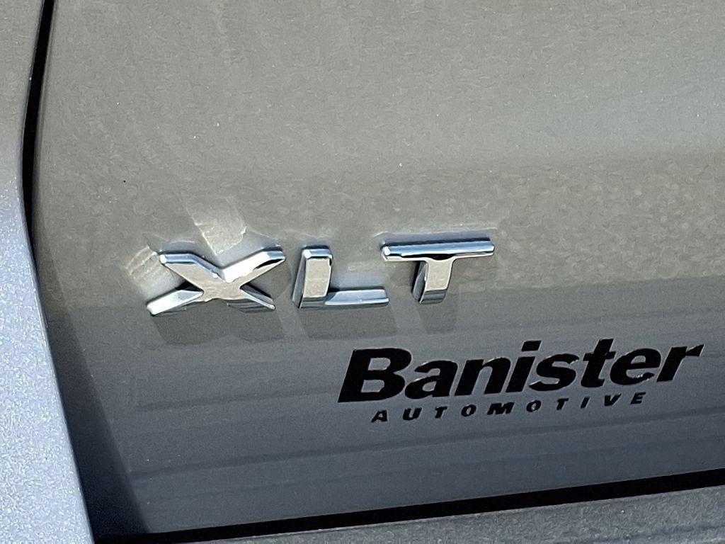 Used 2024 Ford Expedition XLT AWD/4WD image 31
