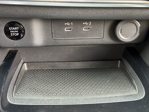 Used 2024 Nissan Rogue SV w/ SV Premium Package FWD image 26
