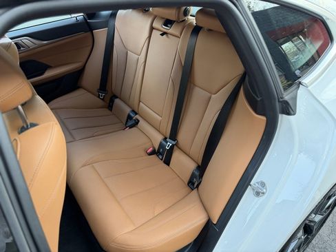 Used 2023 BMW i4 eDrive35 image 31