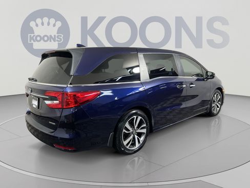 Used 2023 Honda Odyssey Touring image 11