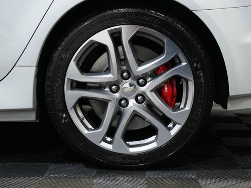 Used 2016 Chevrolet SS image 58