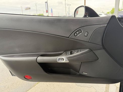 Used 2006 Chevrolet Corvette Convertible w/ 3LT w/ Preferred Equipment Group RWD image 15