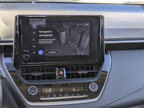 Used 2023 Toyota Corolla LE image 19