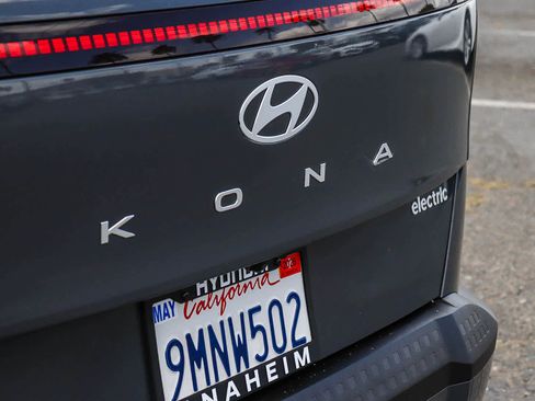 Used 2024 Hyundai Kona SEL FWD image 10