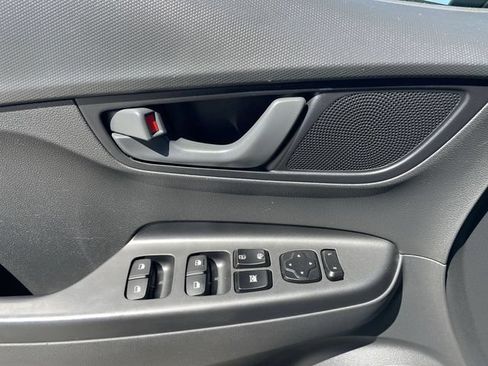 Used 2022 Hyundai Kona SEL AWD/4WD image 21