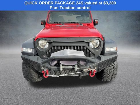 Used 2020 Jeep Gladiator Sport w/ Quick Order Package 24S AWD/4WD image 3