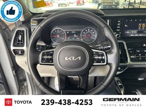 Used 2022 Kia Sorento SX FWD image 21