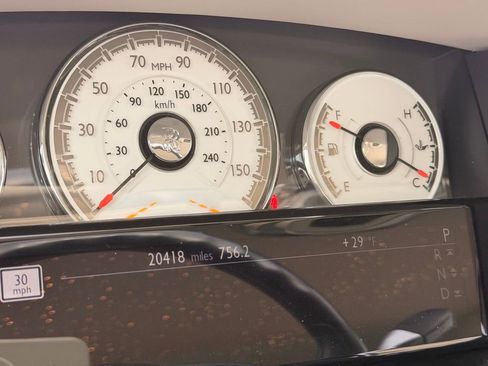 Used 2016 Rolls-Royce Wraith image 9