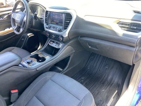 Used 2023 GMC Acadia SLE w/ Driver Convenience Package FWD image 24