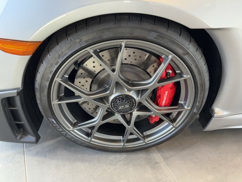 Used 2025 Porsche 718 Cayman GT4 RS image 13